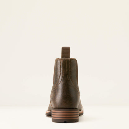 Hybrid Low Boy Wide Square Toe Chelsea Boot
