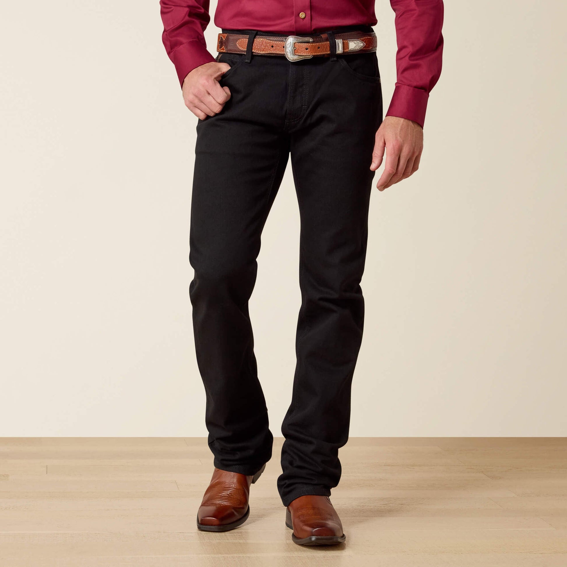 M7 Slim Legacy Straight Jean