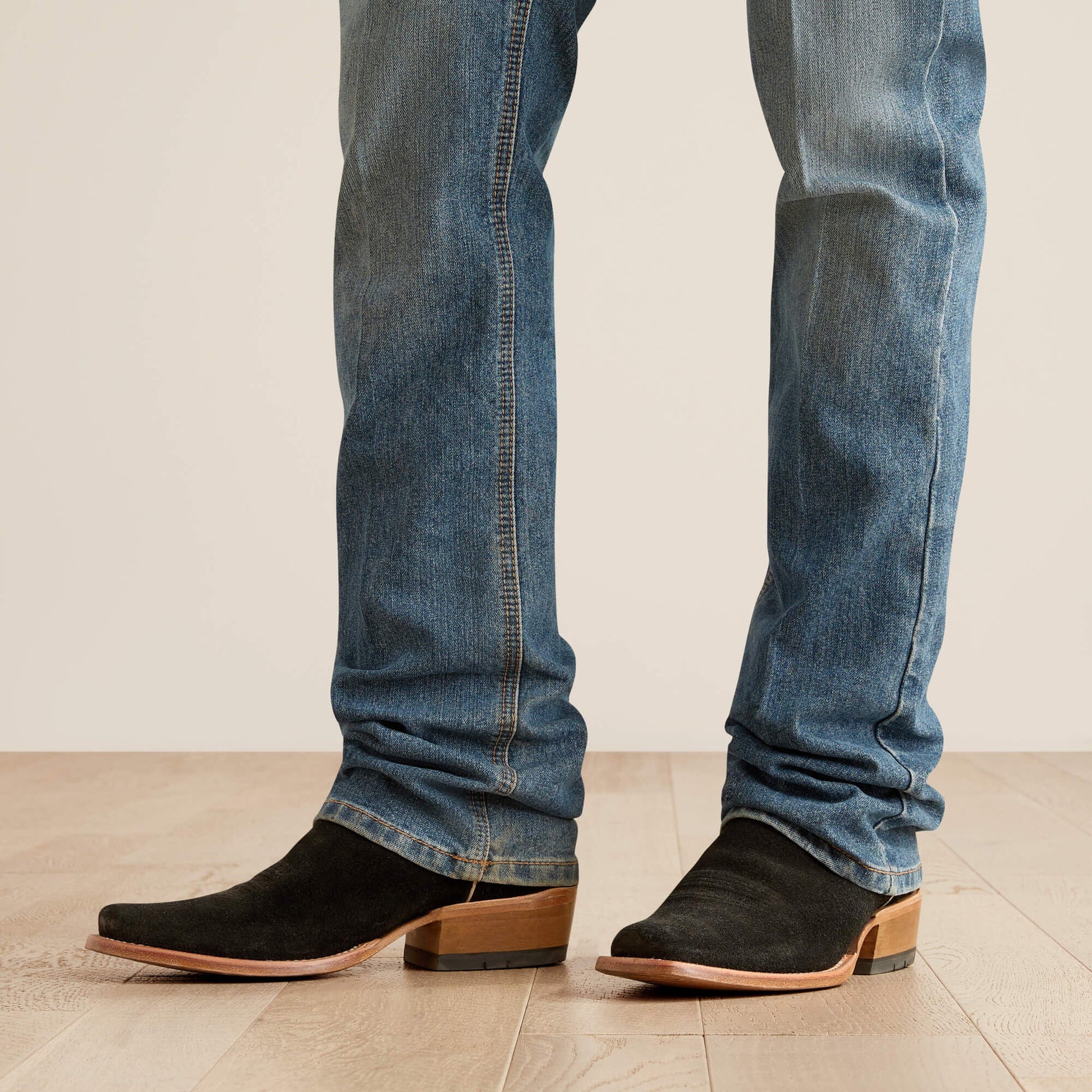 M5 Stretch Pro Series Ray Straight Leg Jean