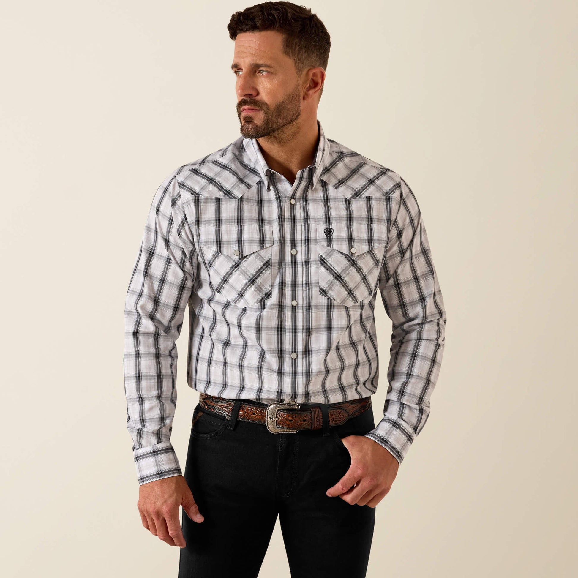 Wrinkle Free Ari Fitted Snap Shirt