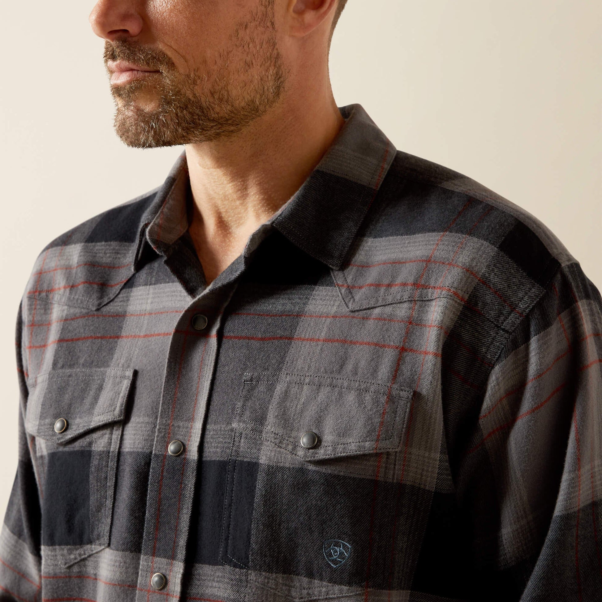 Hernandez Retro Fit Shirt