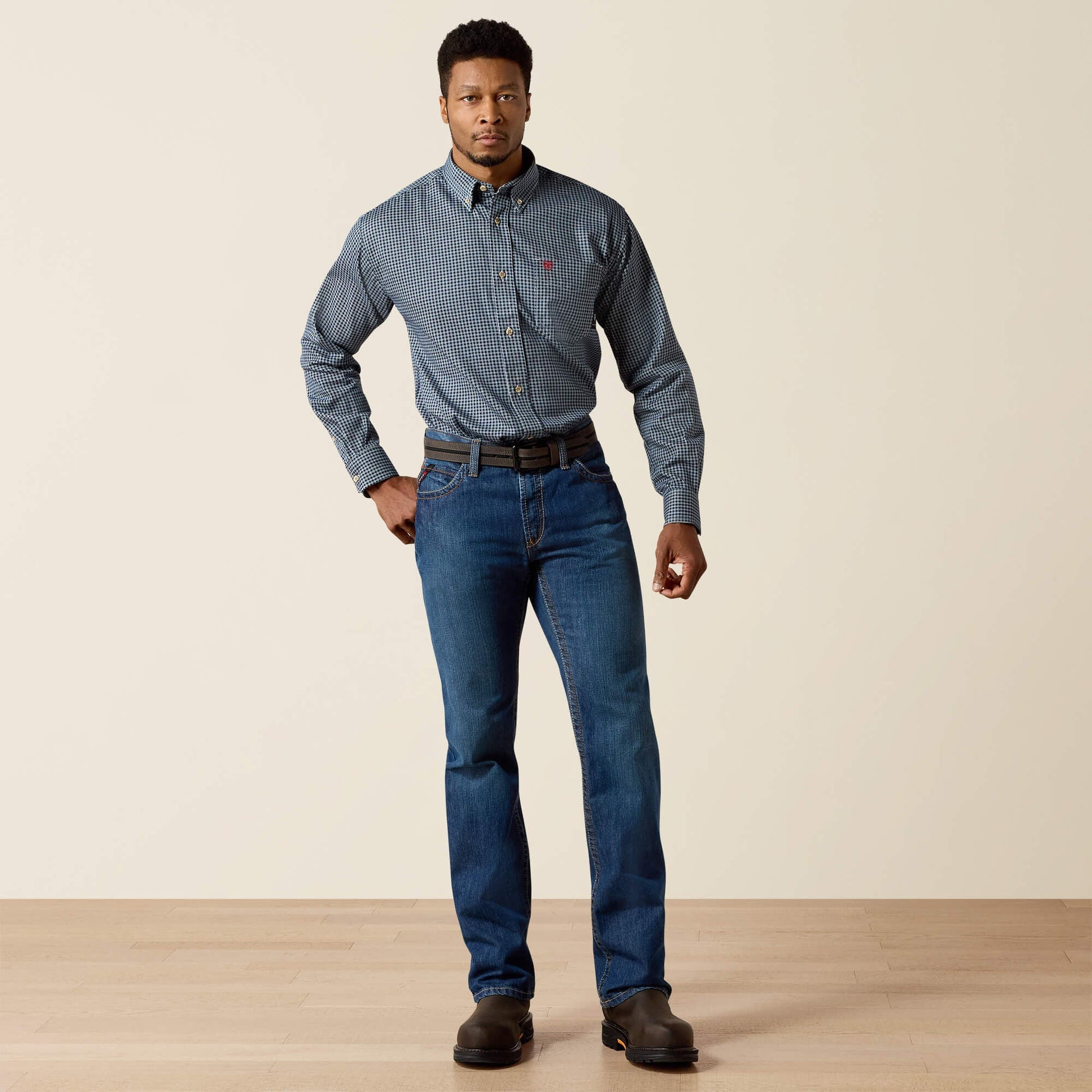 FR M4 Relaxed Basic Boot Cut Jean