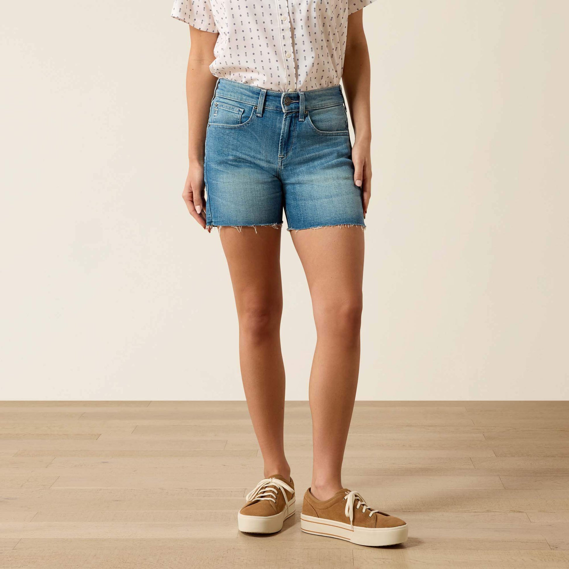 Perfect Rise Maren 5" Short