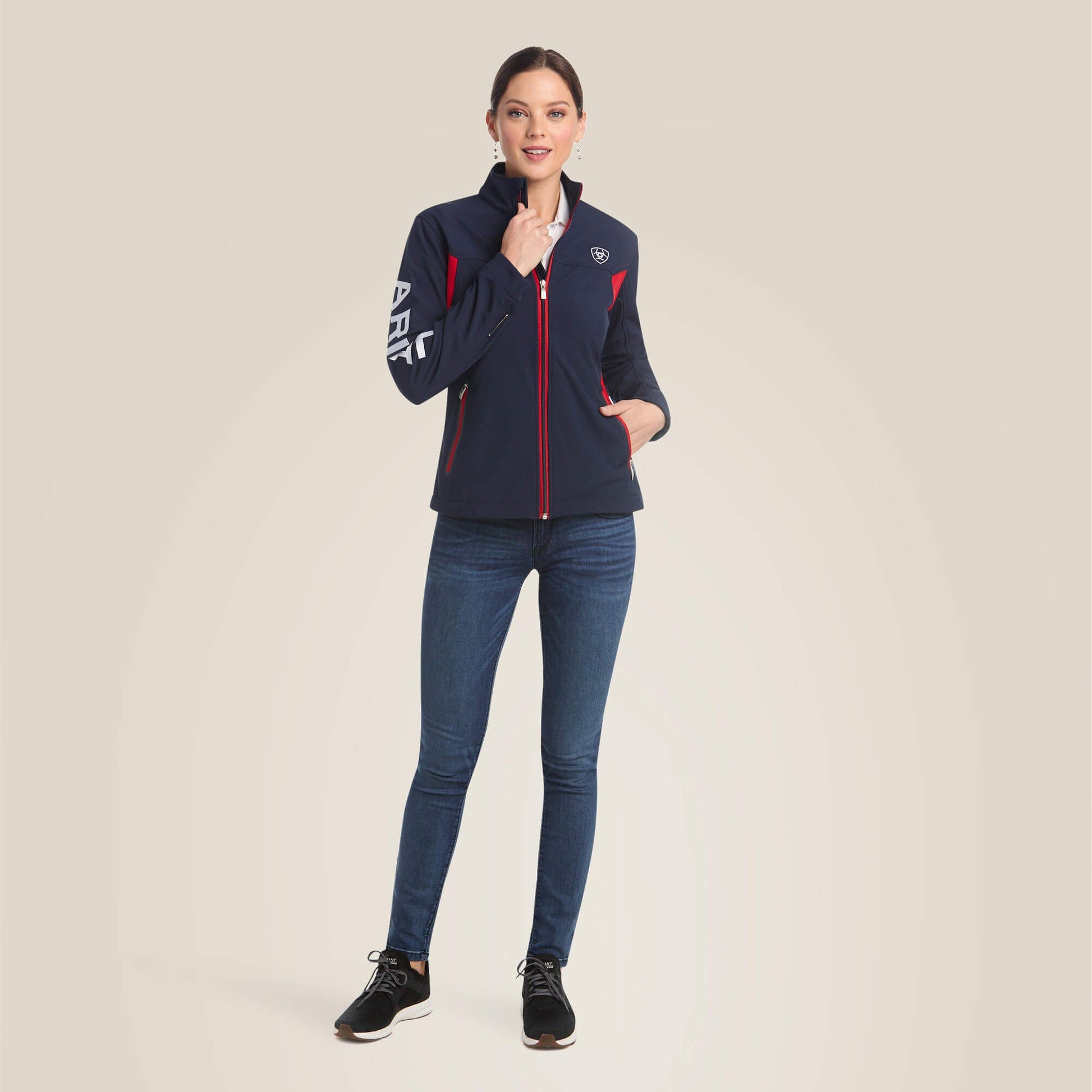 New Team Softshell Jacket