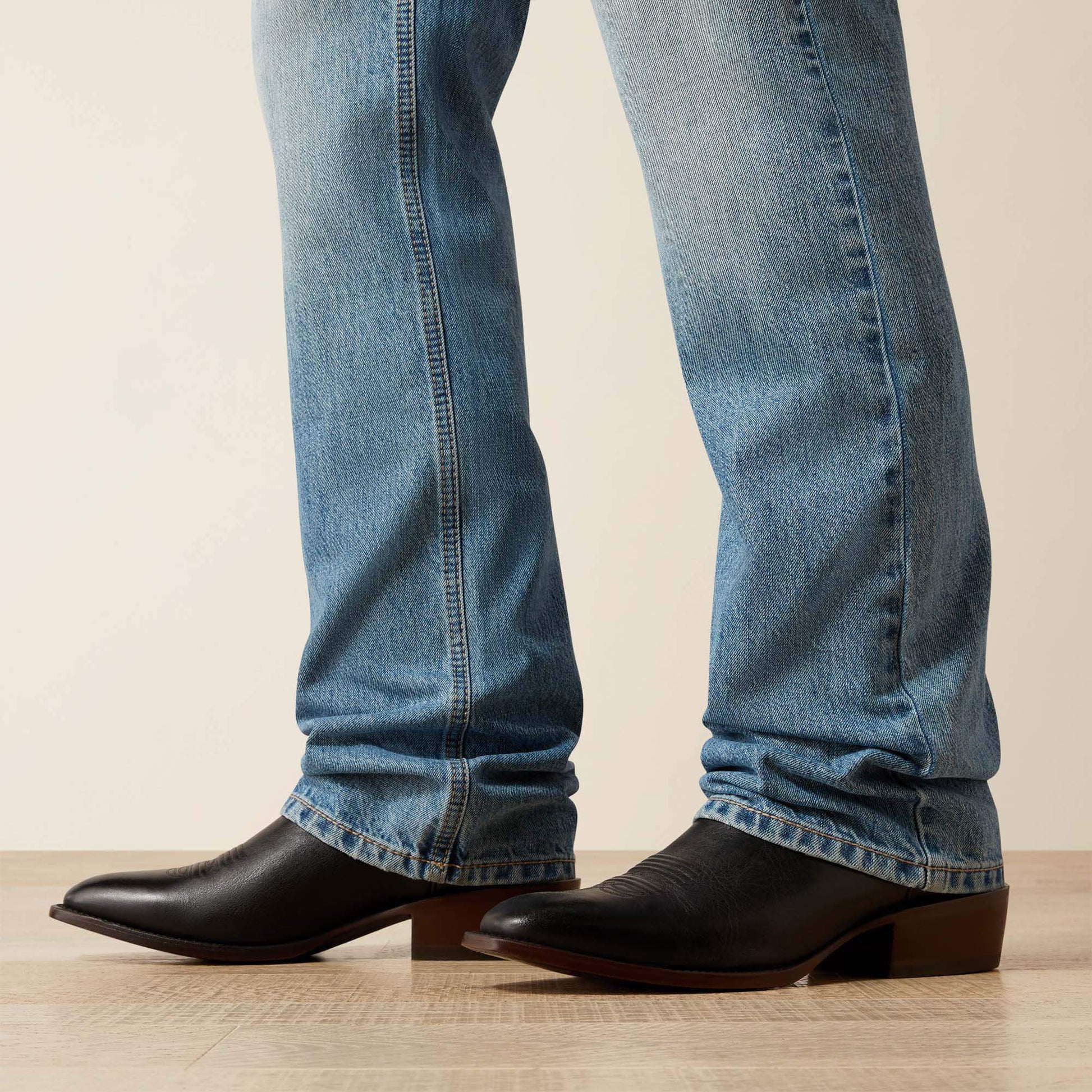 M5 Straight Gilroy Straight Leg Jean