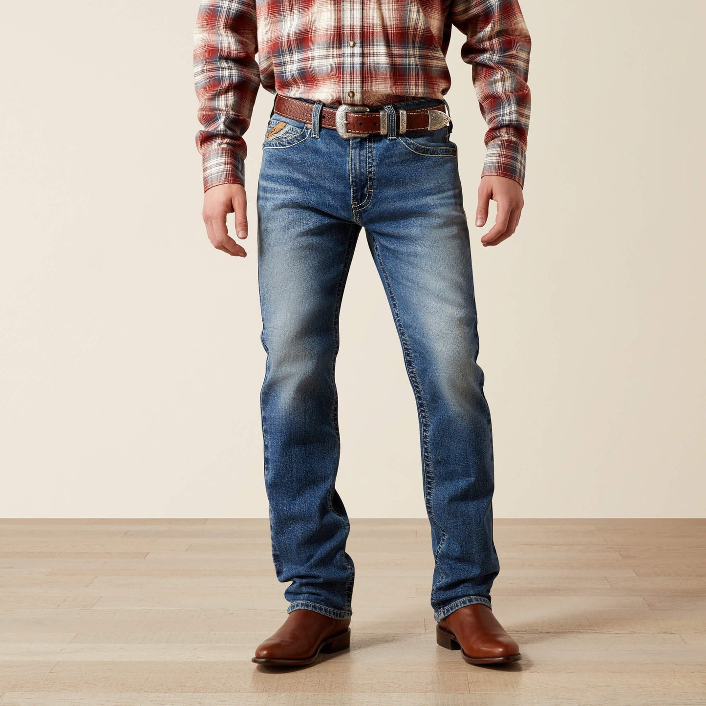 M8 Modern Dean Straight Leg Jean