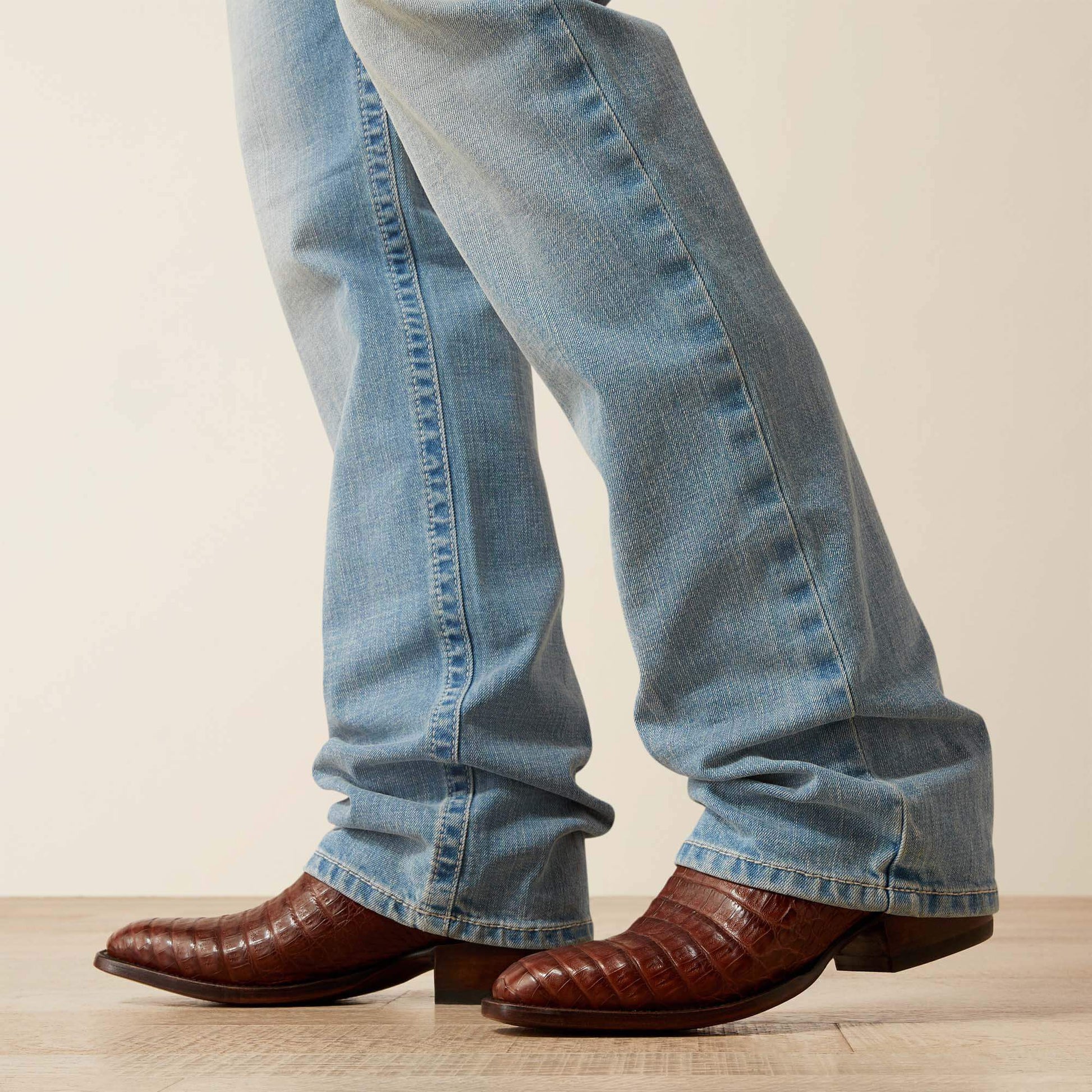 M4 Relaxed Lucas Straight Leg Jean