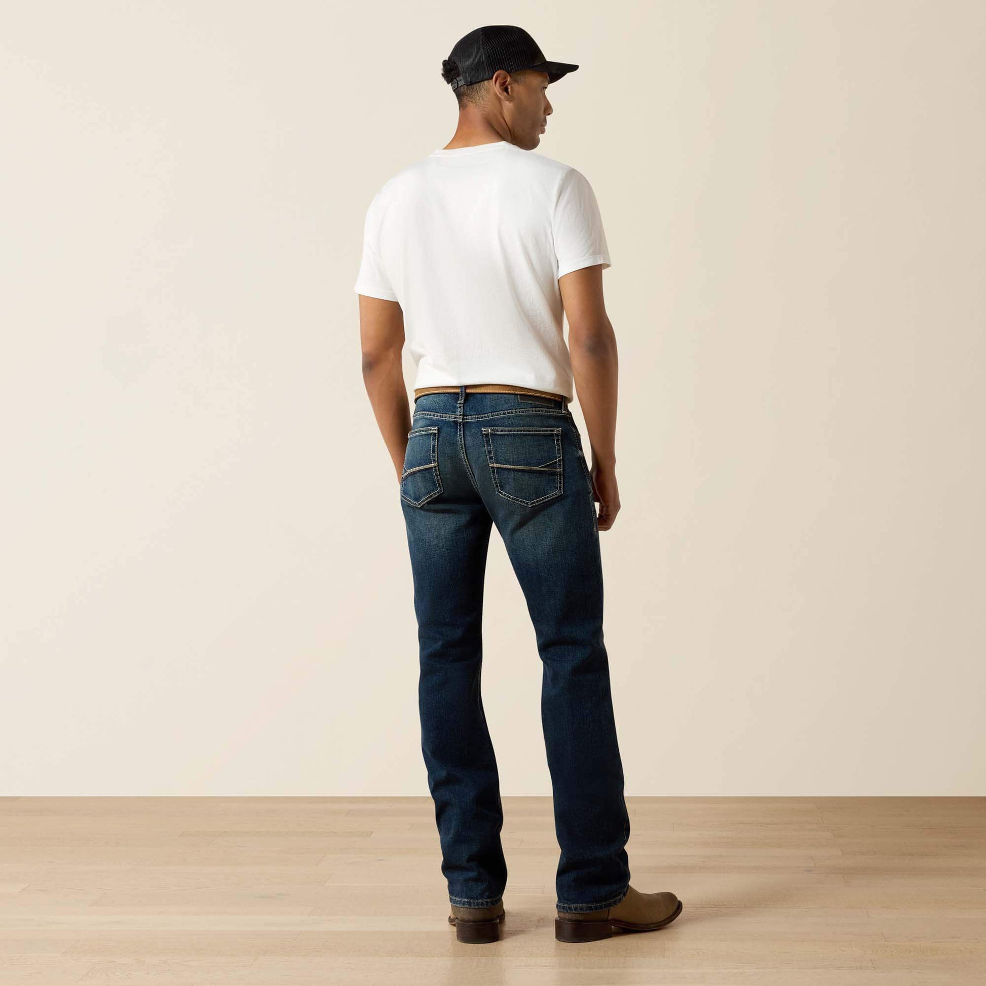 M7 Slim Toro Straight Jean